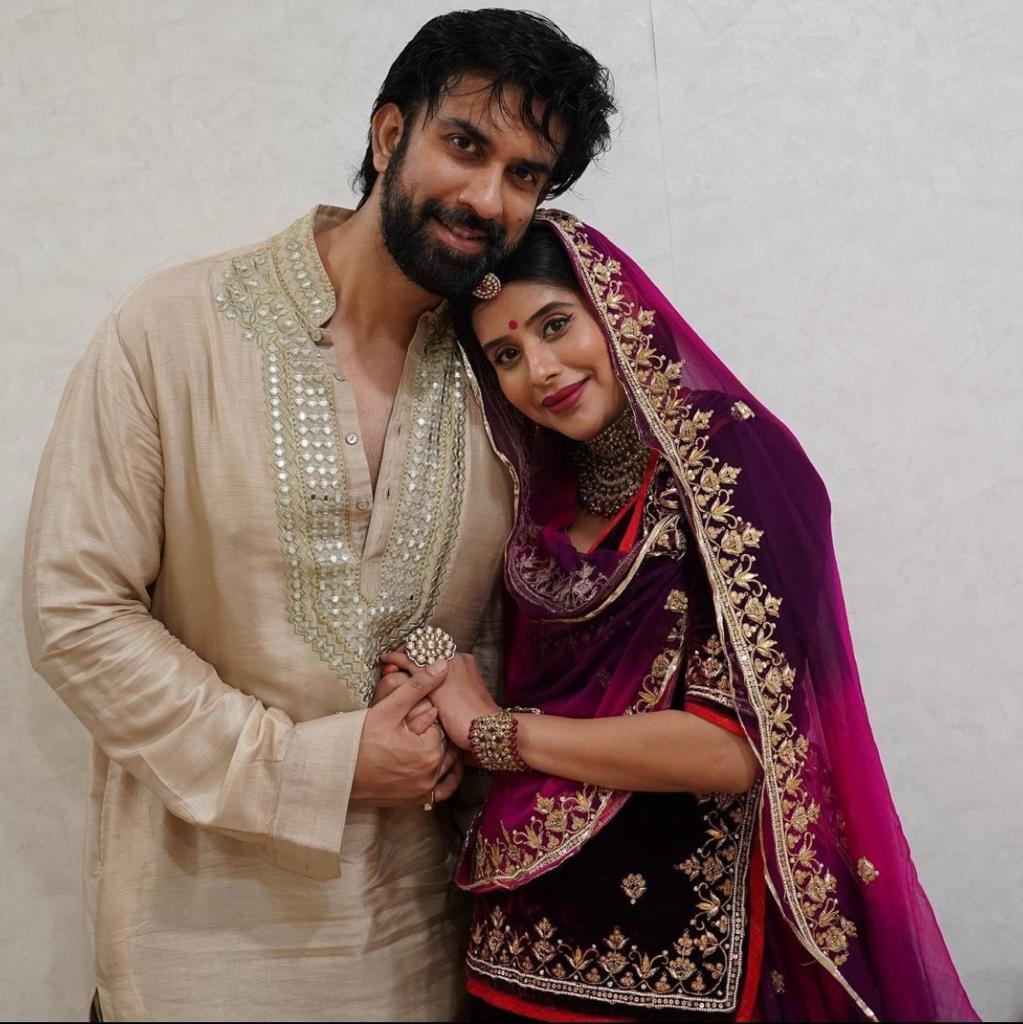 charu asopa karwa chauth look